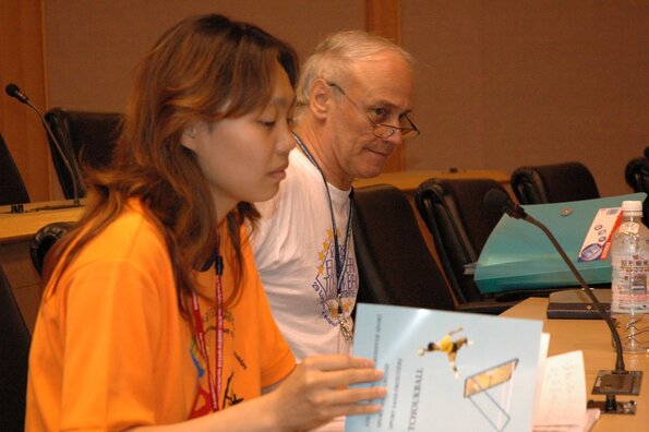 20040731_WorldChampTaiwan_9999Divers_AcademiMeeting_FSTB_0004