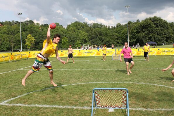 20100704_TournoiMiniTchoukGeneve_AOrmeno_0115