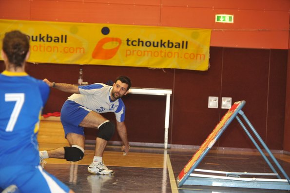 Tschoukball