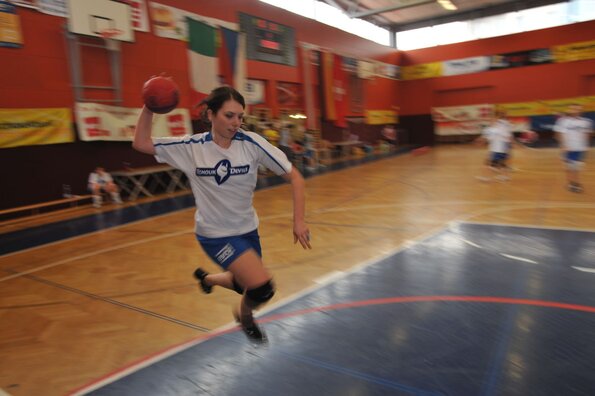 Tschoukball