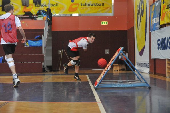 Tschoukball