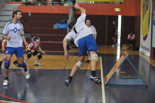 Tschoukball